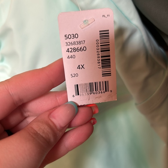 NWT Addition Elle Tankini Top - Picture 3 of 3